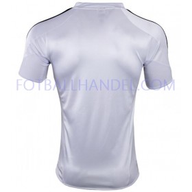 Herre Fotballdrakter Real Madrid Hjemme Retro 2004-2005 Kortermet